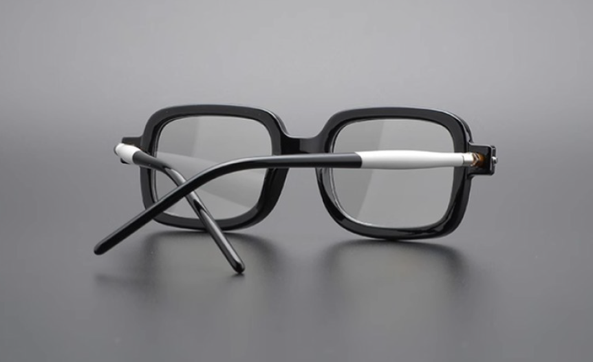 Geometric Square Glasses TBUSG